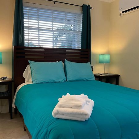 Cozy Guest Room Pompano Beach Exterior photo
