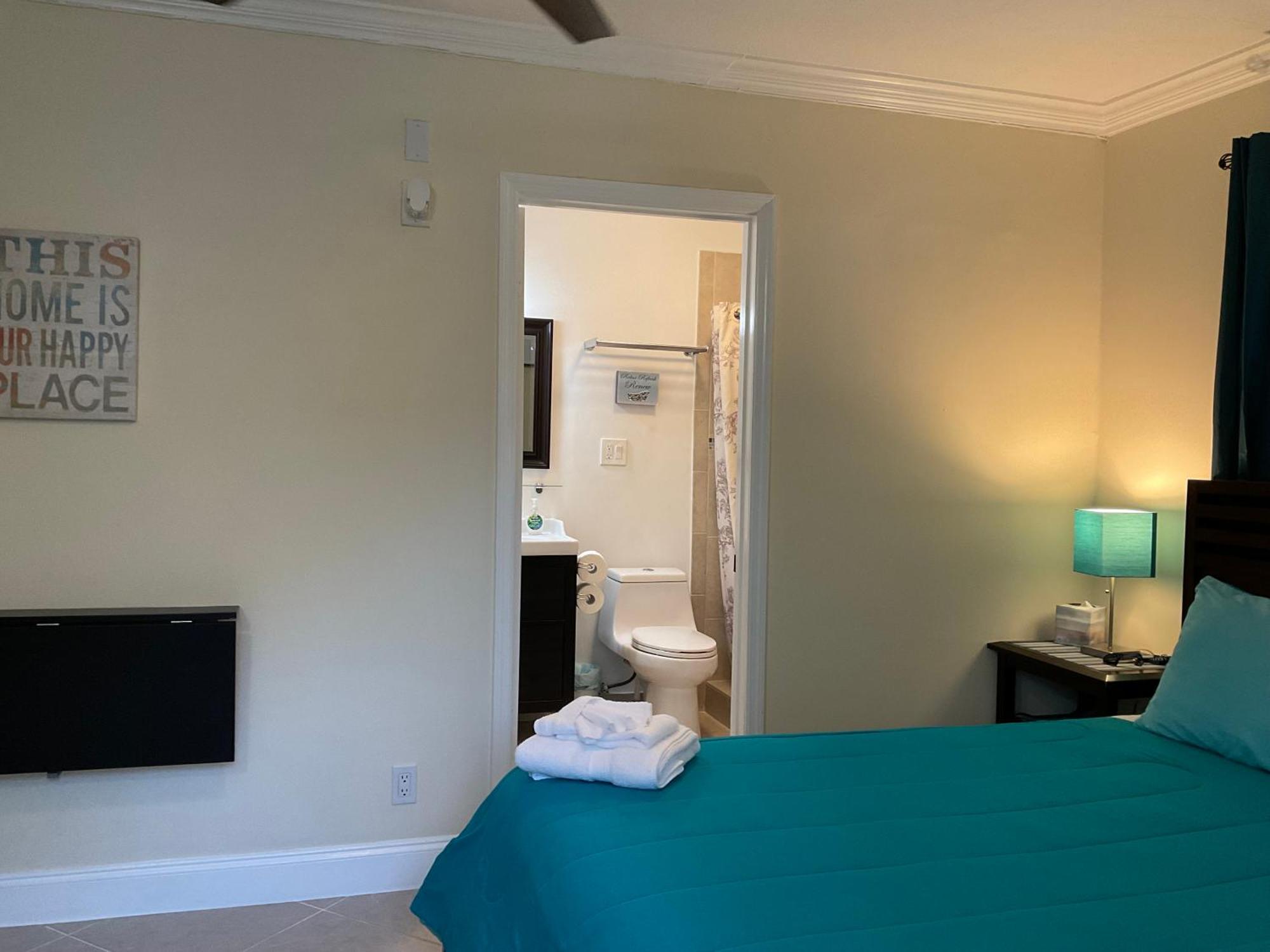 Cozy Guest Room Pompano Beach Exterior photo